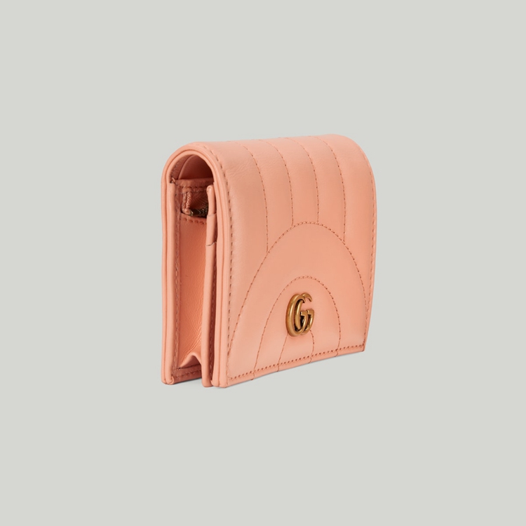 466492.AABZN.6707.007.080.0000.Light GG Marmont matelass card case wallet